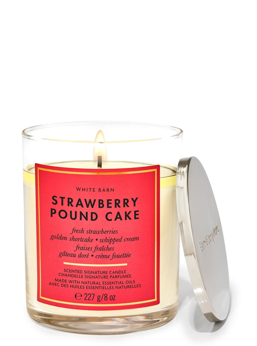 Bath & Body Works Strawberry Pound Cake Single-Wick Candle – 227 g